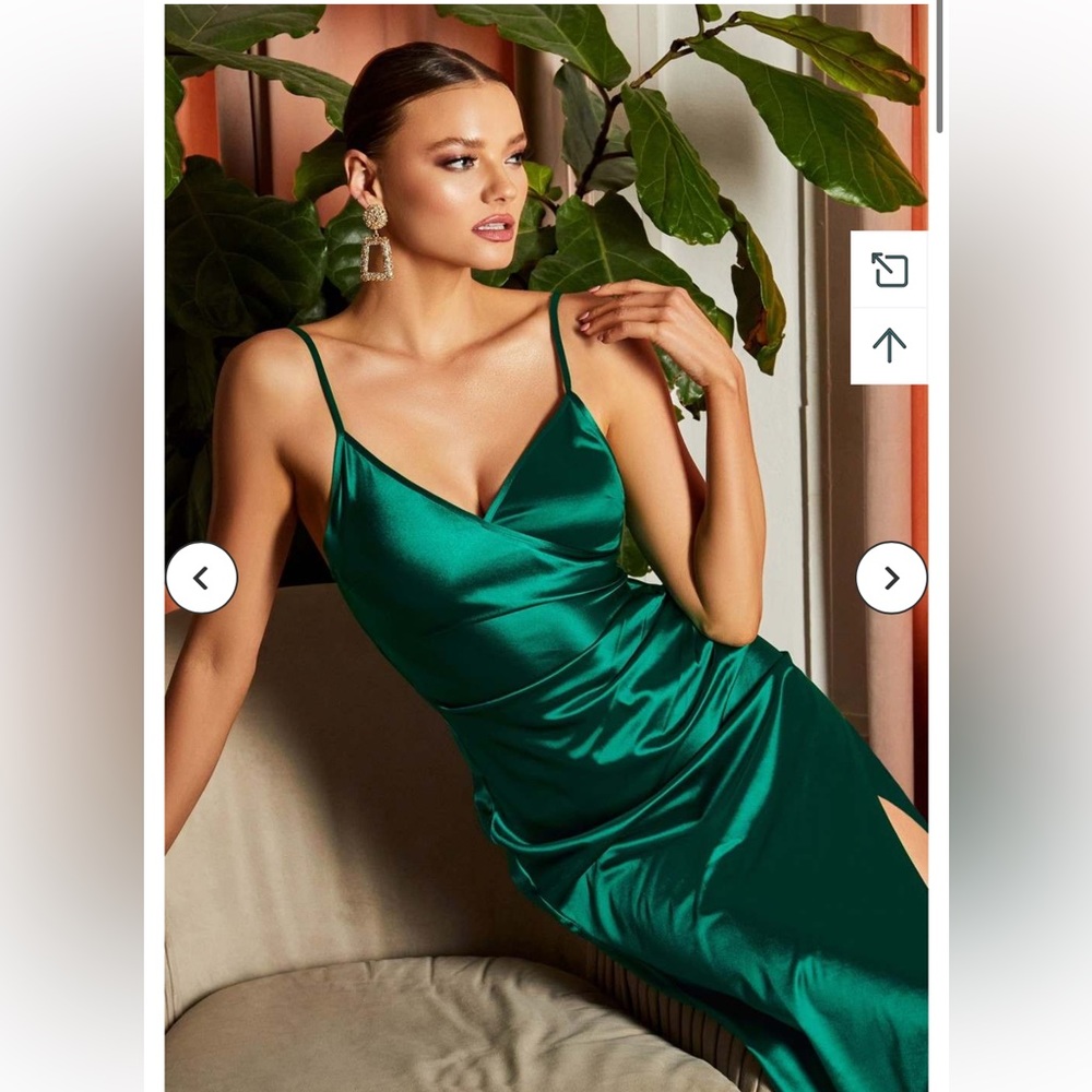 Amoris by CD Emerald evening dress